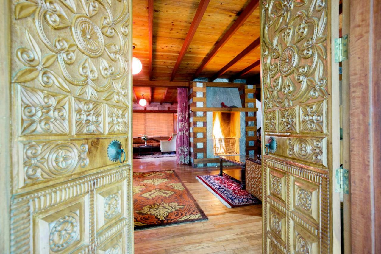 Shobla Kaathkuni Royale Hotel Kulu Buitenkant foto